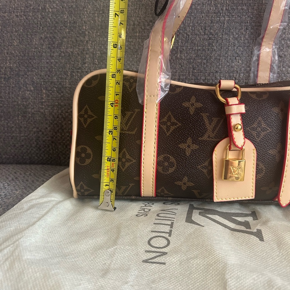 Brown Monogram Canvas Shoulder hang on Bag - Picture 6 of 11